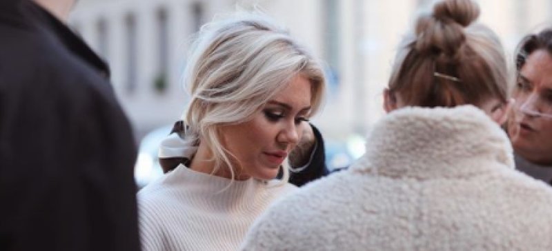 Isabella Löwengrips fans rasar Isabella Löwengrips fans rasar